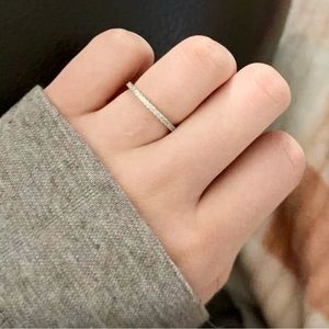 14K Gold Plated Solid 925 Sterling Silver CZ Simulated Diamond Ring. Size 6
